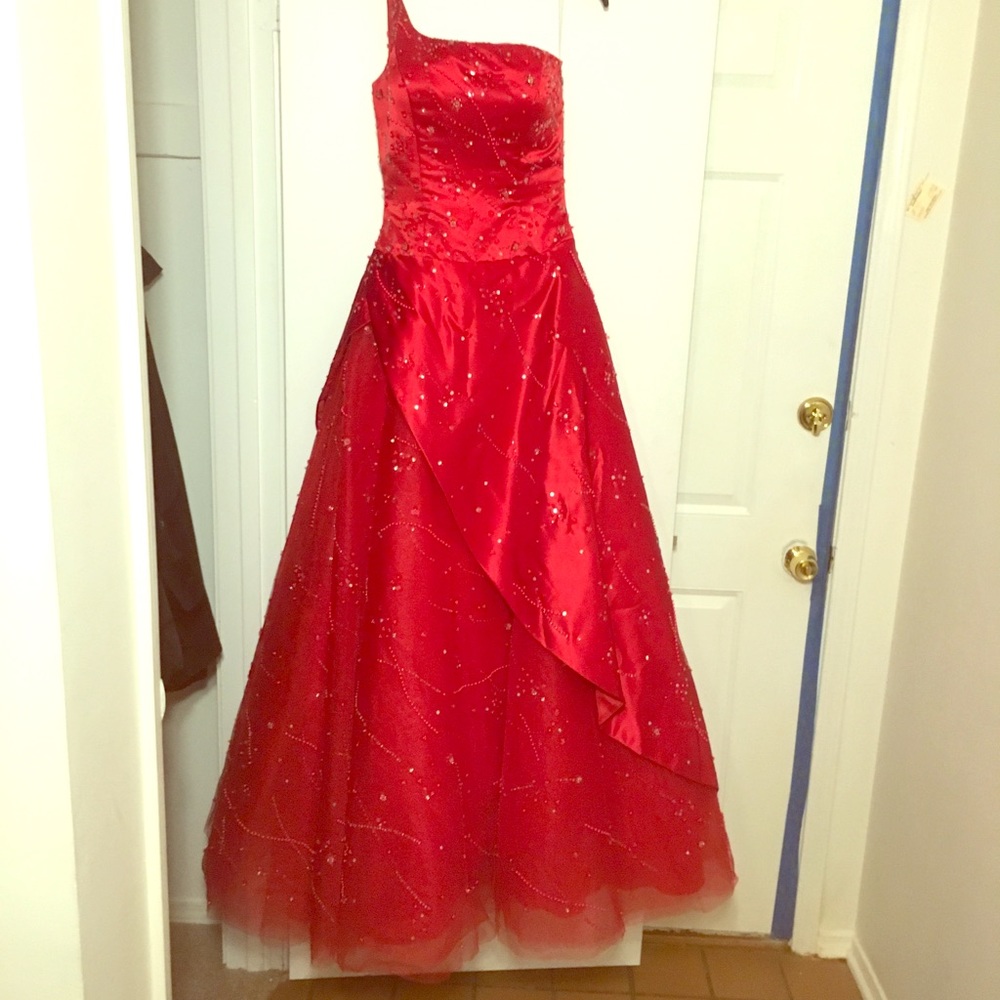 Legends Long Beaded Satin Tulle Red Sz 12/14